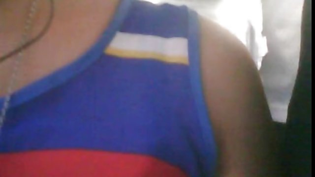 El vecino me destroza a pollazos, me la mete hasta el fondo