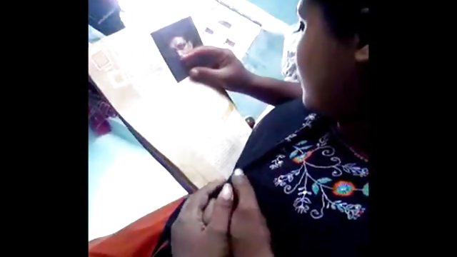 Abuela potente grabando un vídeo de porno casero