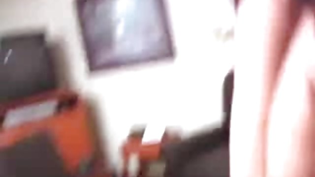 No se cortan a la hora de ponerse a echar un polvo en la playa