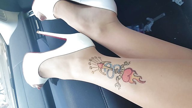 Xo Rivera, una latina que te pondrá la polla muy dura