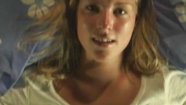 Mujer maduras follando y jugando con sus coñitos