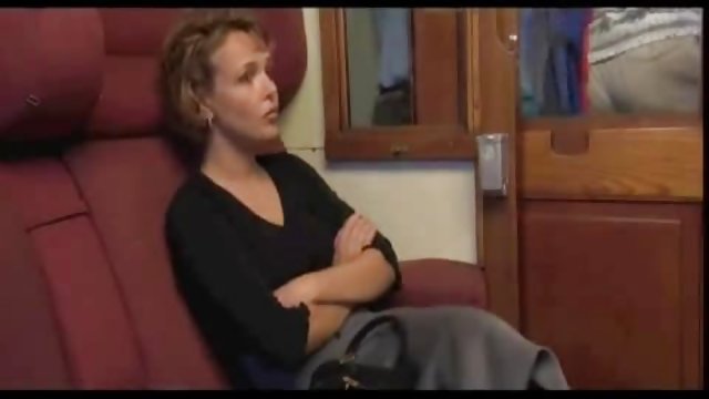 La tiene muy gorda pero a la madura le encanta