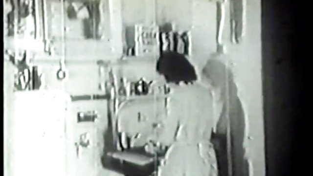 La zorra de mi secretaria quería un aumento de sueldo
