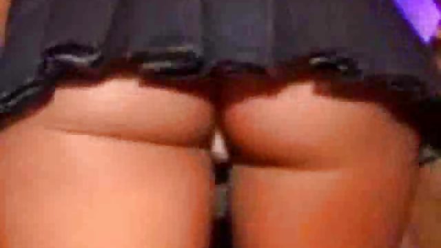 Tina Gabriel si que sabe como calentar una buena polla
