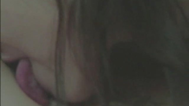 Joven chica musulmana es follada duro en la trastienda